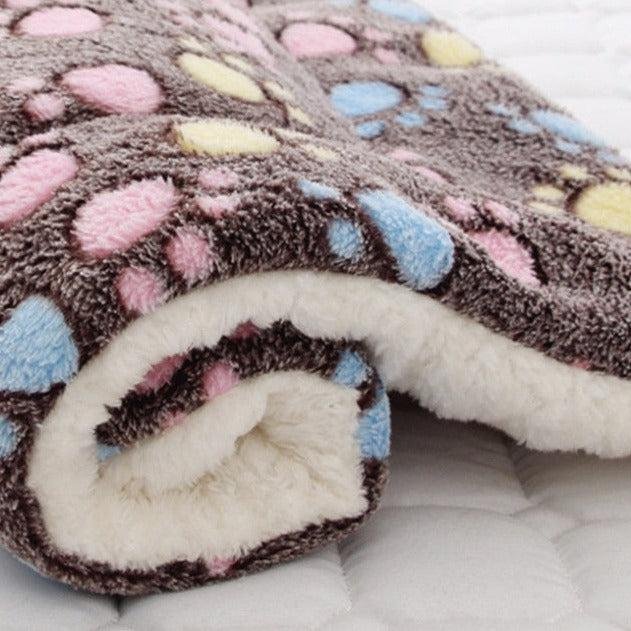 Cozy sleeping mat. fleece blanket. litter box and comfortable mattresses for dogs of all sizes - Image 6