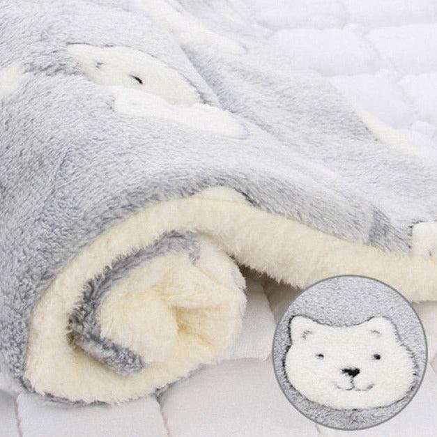 Cozy sleeping mat. fleece blanket. litter box and comfortable mattresses for dogs of all sizes - Image 10